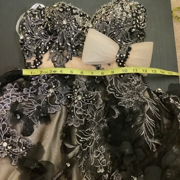 Jovani Black Embellished Backless Bustier Prom Dress Size 0 - Picture 8 of 13